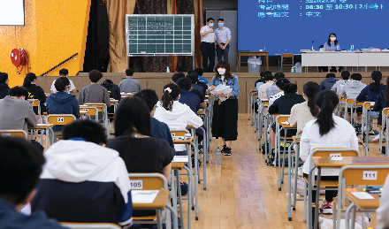 重磅！香港DSE再变政！升学规划赶不上政策变化，港漂家长群炸锅了！